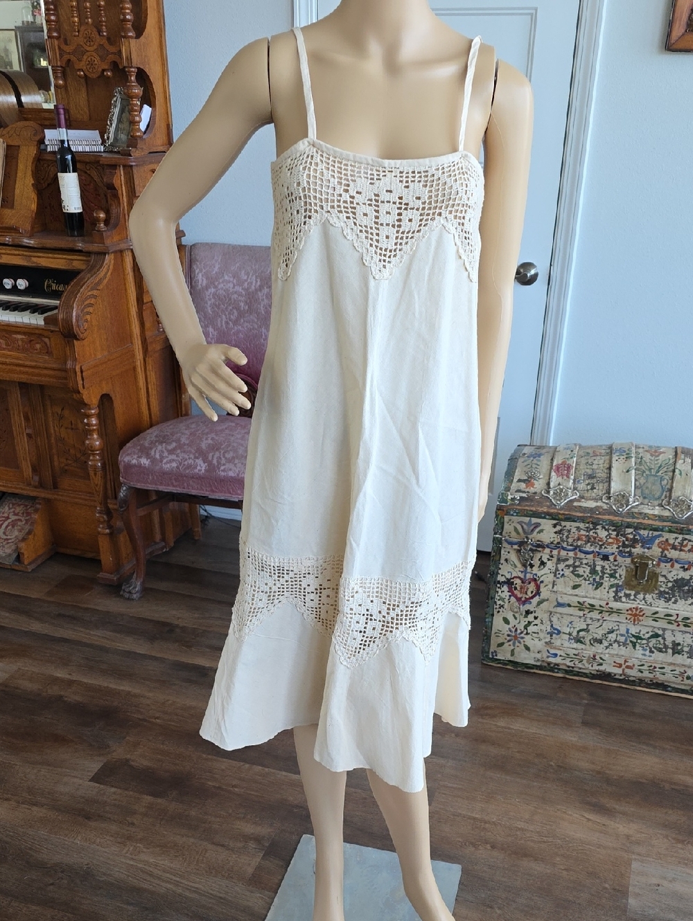 Women’s Cream Crochet-Trim Slip Dress